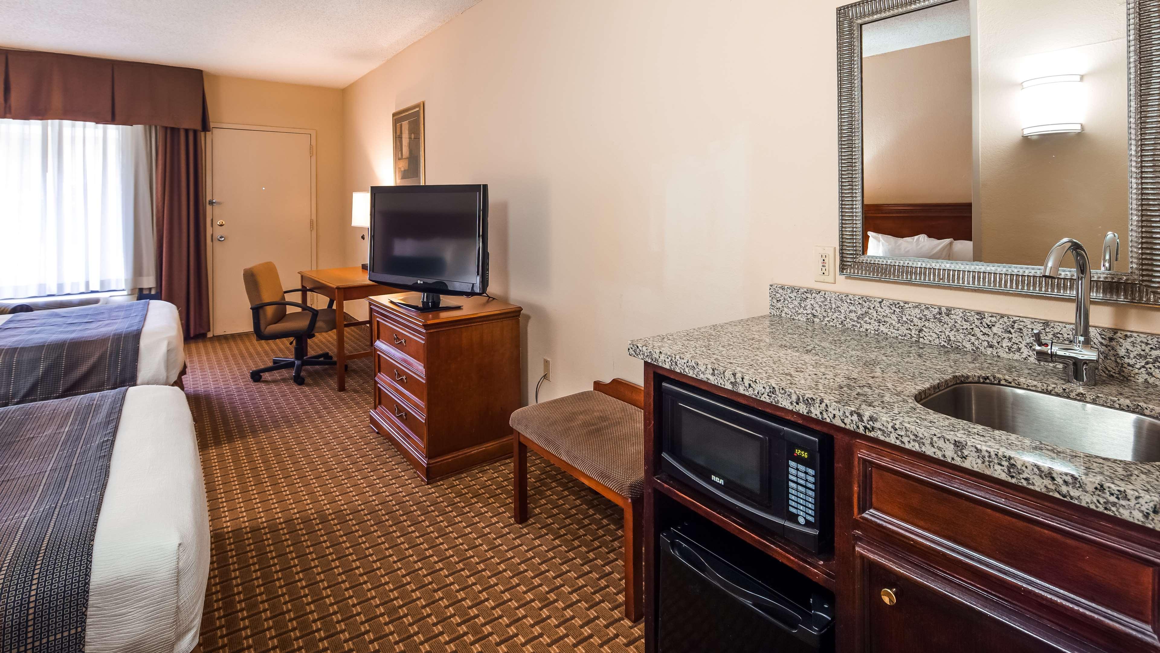 Best Western Plus Cary - Nc State Dış mekan fotoğraf